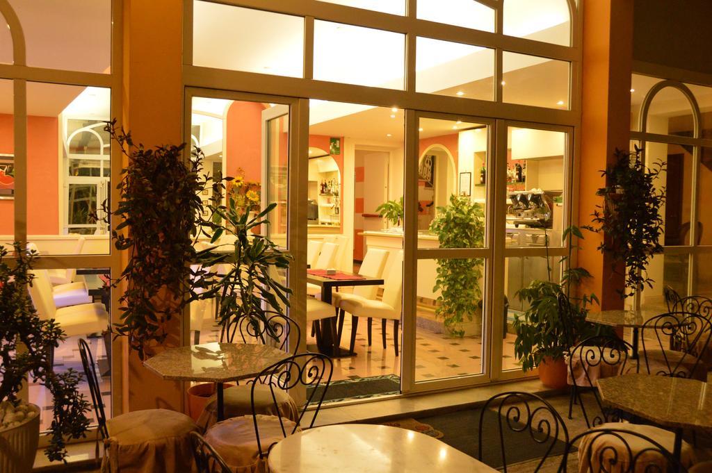 Hotel Genova La Spezia Esterno foto